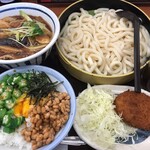 山田うどん食堂 - 