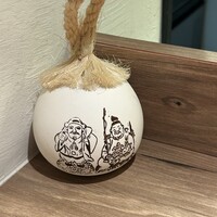 ひきざんたしざん - カウンター角の置物