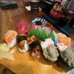 浜寿司 - マグロ・しめサバ・赤貝・穴子・かにみそ