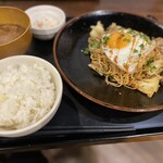 Kingu Yakisoba - 