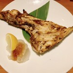 九州料理 博多花串 - かんぱちカマ塩焼き（¥638）（税込）