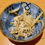 Kyuushuuryouri Hakata Hanagushi - お通し（牛蒡と肉の炒め物）