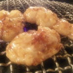 ホルモン俵屋 - シマチョウ辛味噌680円