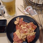 七輪焼肉 安安 - 美味しそうなお肉。