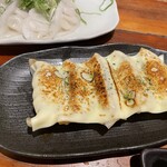 HARENOHI - 炙り焼きチーズ餃子