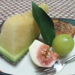 月波 - デザート・・・イチジクなんて久しぶりに食べた気がする。