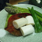 月波 - 万願寺唐辛子に福岡産の太いアスパラ、そしてネギは下仁田ネギ・・・でも三田産。