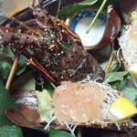 身はプリプリ＋もっちりの美味しいお刺身でした。