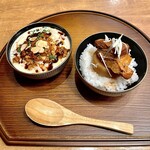 Tsukiji Gohan Dokoro Shizuku - 豚バラ大根 ミニ丼 と
                        豆乳坦々ミニうどん