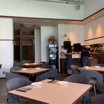 Trattoria Tabule - 2人ならテーブル席にしてもらった方が広く使えると思う。