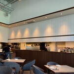 Trattoria Tabule - オープンキッチン、スタッフはみんな若かった。