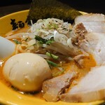 麺処 寅路 - ラー油特製味噌ラーメン