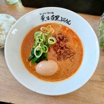 ラーメン・担々麺 薫ル白黒ぶらうん - 