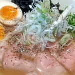 麺家 たけ田 - 特製牛骨らーめん（限定）アップ
