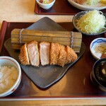 とんかつ むら八 - 厚切り佐助豚ロースかつ定食　2,618円