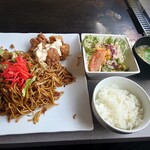 Okonomiyaki Tayoshi - とり唐揚げランチ1089円