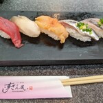 sushizammai - 赤身、ホッキ貝、赤貝、イワシ、アジ