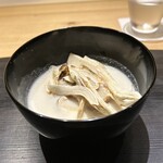 ひがしやま 司 - 松茸と粟麩　利休仕立て