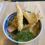 うどん和助 - 料理写真:具だくさんうどん@750