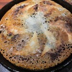 鉄鍋ぎょうざとお酒の店 杏っ子 - 