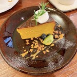 カフェ リアン - かぼちゃのバスクチーズケーキ