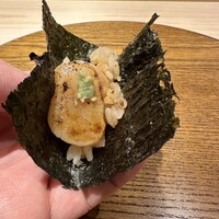 名古屋 栄 鮨 栄華 - 【個人的2番目おすすめ】ホタテの炙り握り