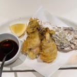 カナヤマ オイスターバー - 牡蠣の天ぷら