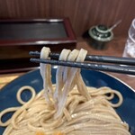 麺亭 まきた - 持ち上げてみたw