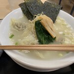 Beni yoshibou - 鶏白湯ワンタンメン