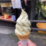 Kobiru Dokoro - 日向夏ソフトクリーム　400円(税込)