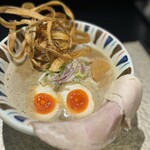 鶏Soba 座銀 - 【煮干し吟醸　nigori 950円　燻製玉子180円】