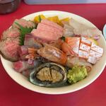 食堂居酒屋 大福 - 海鮮丼2000円