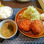 カフェ アウル - 料理写真:メンチカツ定食