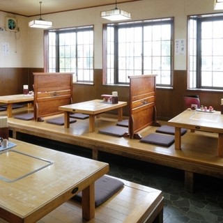 Enjoy your year-end party in a relaxing tatami room!