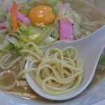 Taihoutei - 噛み応えのある太めのストレート麺