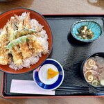 レストランかだぁる - 海老天丼¥1080