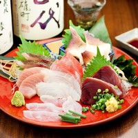 ◆本日のお刺身盛合せ◆ （当店が一番力を注いでます！）