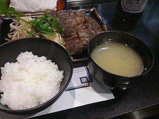 肉食系男子 女子も大満足 吉祥寺のおすすめ肉ランチ10選 食べログまとめ 肉食系男子 女子も大満足 吉祥寺のおすすめ肉ランチ10選 食べログまとめ