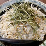 鎌倉どんぶり市場 - 二色丼