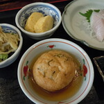 うなぎ茶屋 あんず - 選んだ四種の小鉢料理