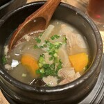 ラム肉酒場 ラムゴロー 神田南口店 - ⚫️ラム肉の塩煮込み¥490
