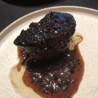 ラ・ロシェル 山王 - 葉山牛フィレ肉のロッシーニ風