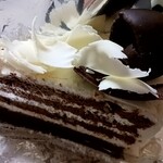 ハーブス - ブラック＆ホワイトチョコレートケーキ　税込900円