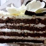 ハーブス - ブラック＆ホワイトチョコレートケーキ　税込900円