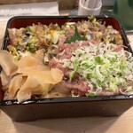 すし屋の新八 - 三色丼