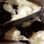 ハーブス - ブラック＆ホワイトチョコレートケーキ　税込900円