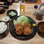 とんかつ専門店 とんくん - ひれかつ定食（4個）