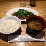 Kisurin Karuizawa - 這裡是可選的主菜：韭菜炒肝