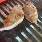 幸楽園 - ジンギスカン焼けてきた