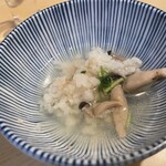 小料理 椿 - 土瓶蒸しのスープを掛けた